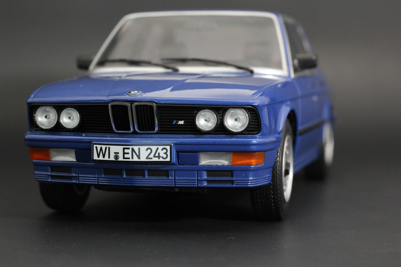 Illustration for article titled Norev e28 M5 in 1:18 scale
